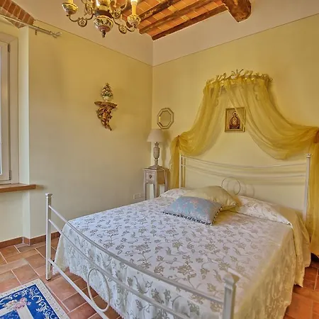 Flavia * Santa Maria Giudice